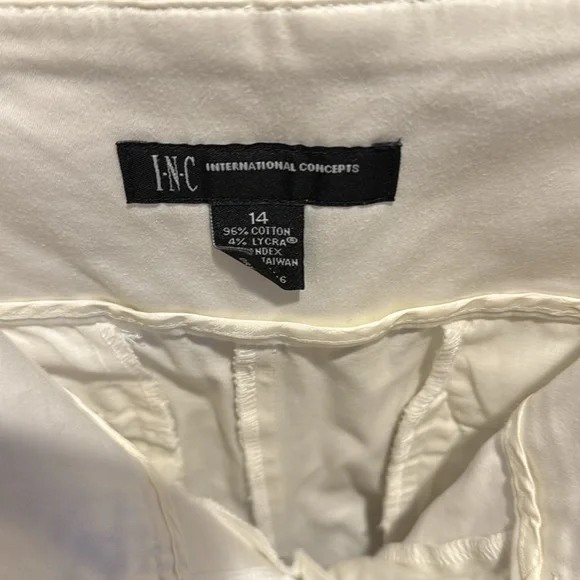 INC International Concepts Cream Women's Bermudas - Picture 2 of 10